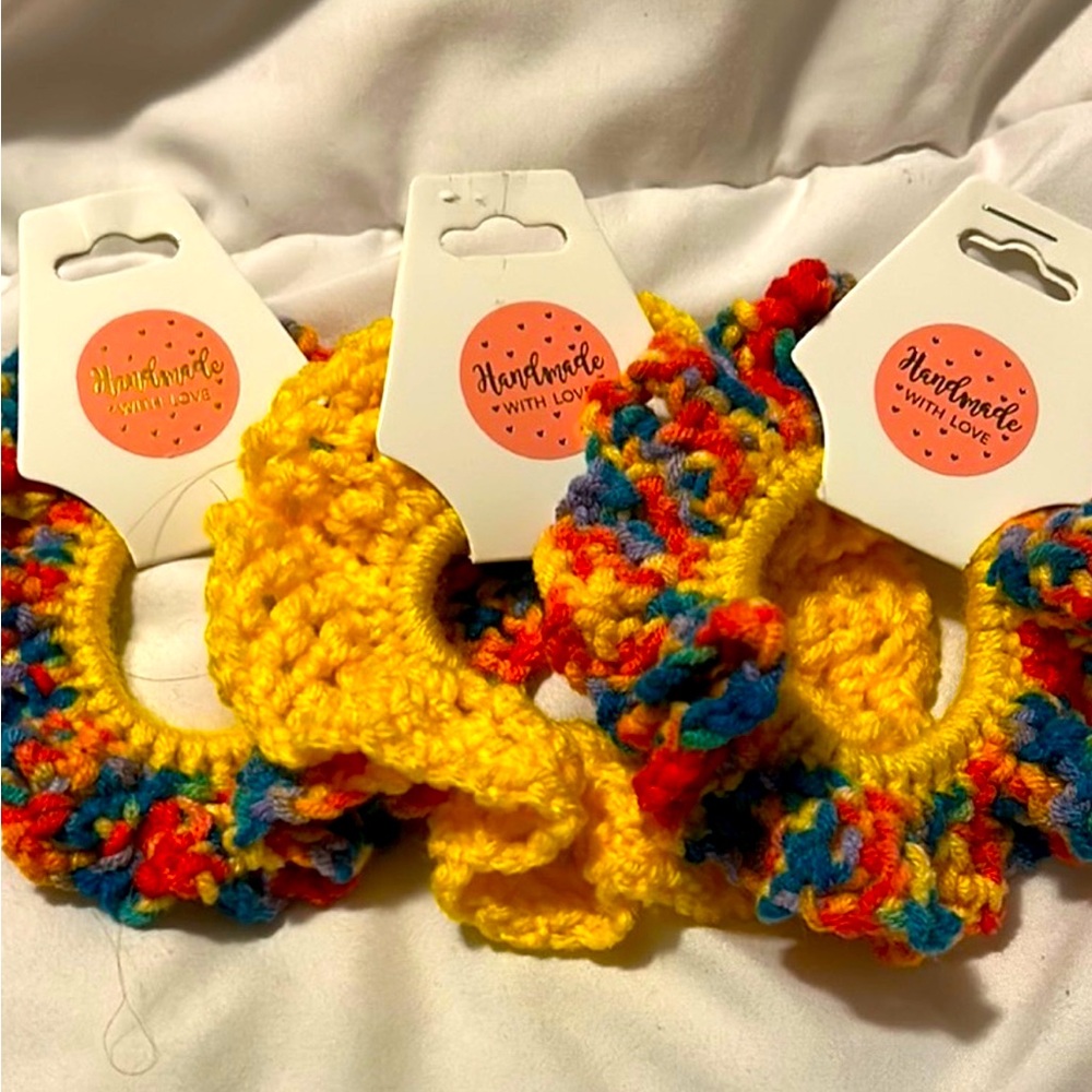 Set of 3 Crochet Scrunchies 
Set by Ursula